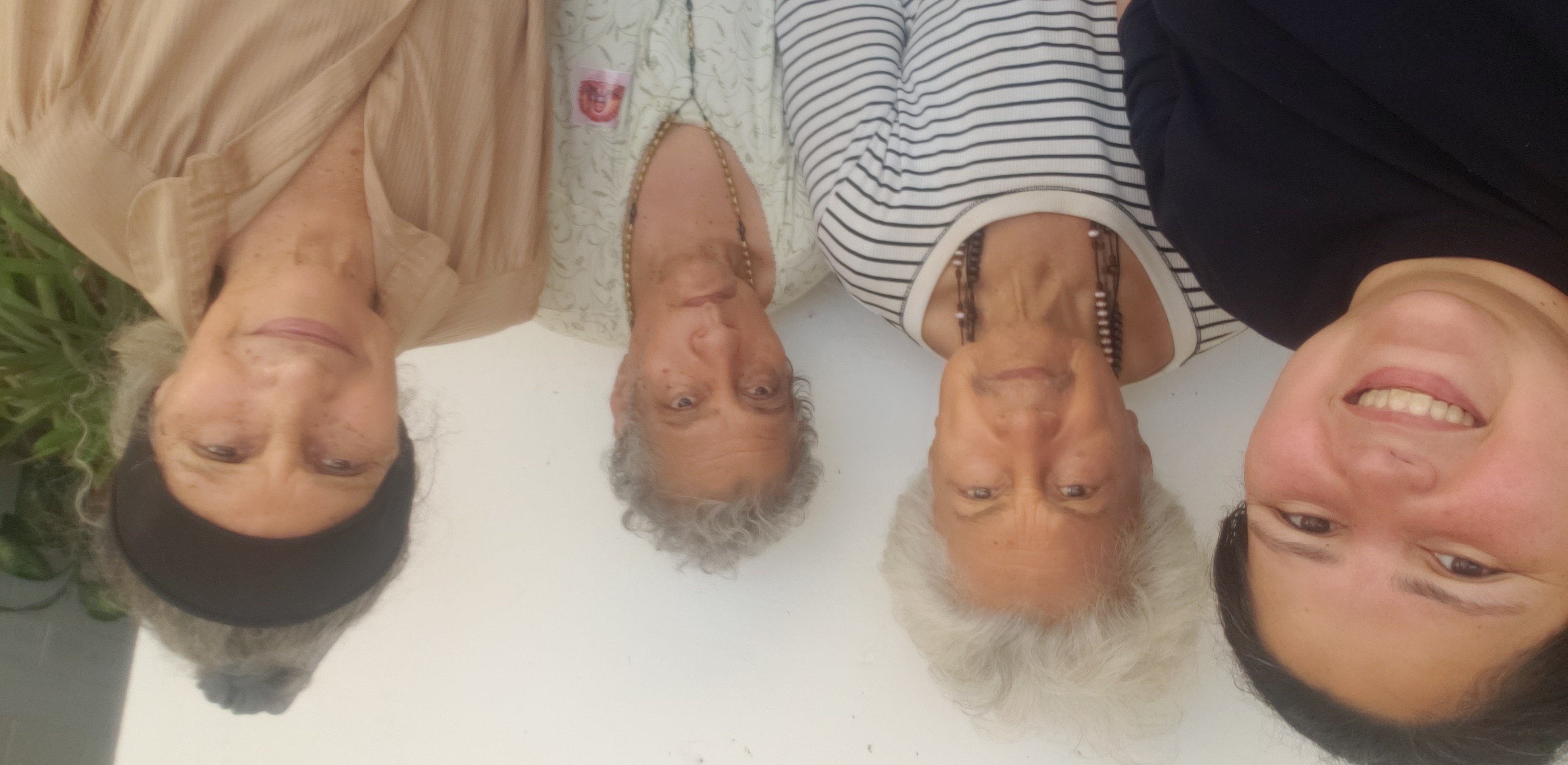 Elvira Villasmil junto a su madre y sus dos tías en Maracaibo